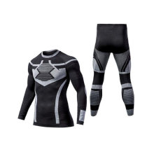 2019 New Developed Seamless Compression Men′s Quick Dry Fitness Suit